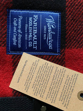 Load image into Gallery viewer, Faribault Woolen Mills Log Carrier
