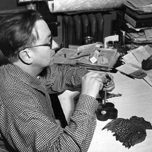 Load image into Gallery viewer, Herter's World Famous Vit Glodo Duck Call