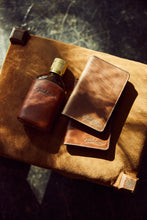 Load image into Gallery viewer, Leather Pocket Journal