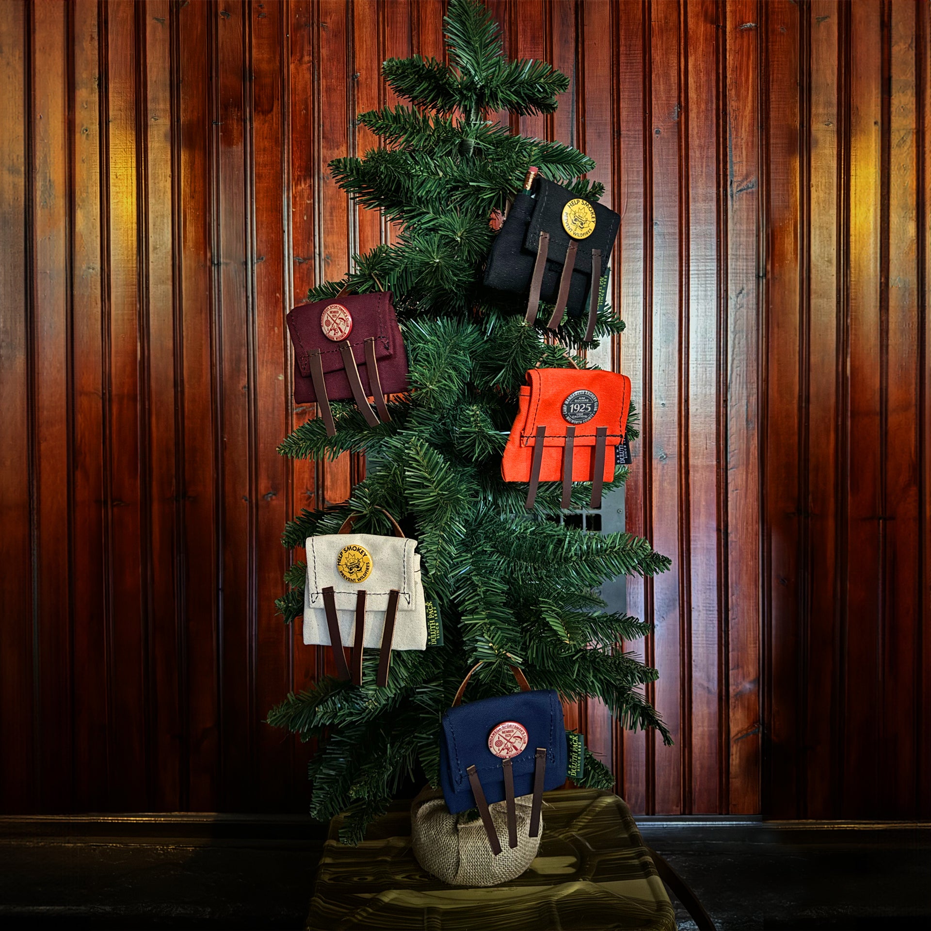 Wandawega x Duluth Holiday Pack