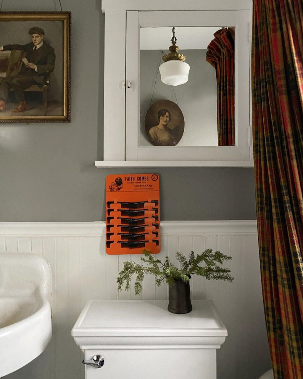 The Unbreakable Camp Comb