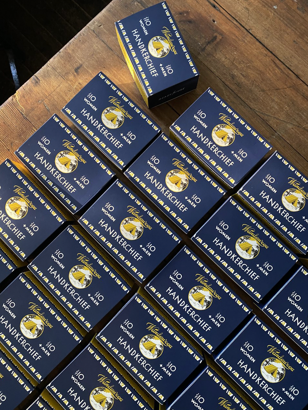 Wandawega Handkerchief